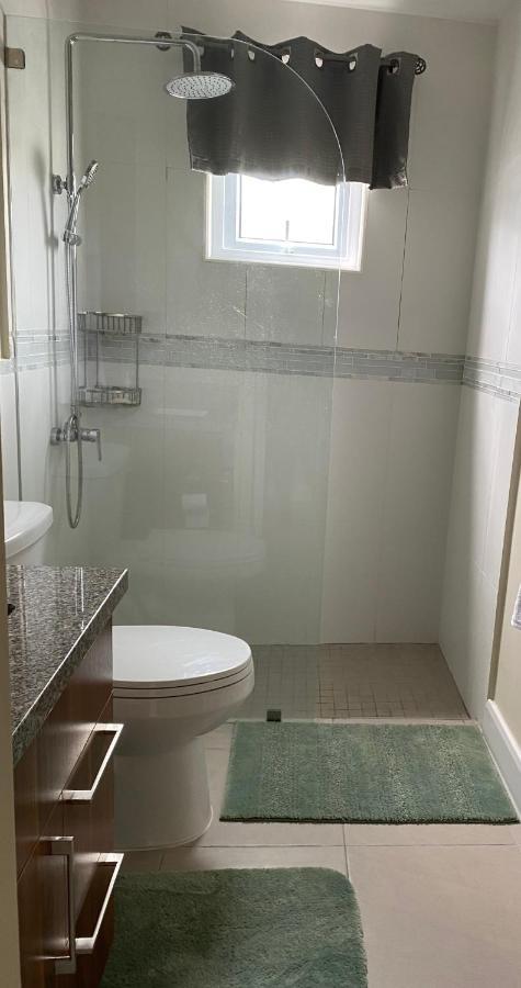 Seamist Villa @Oceanpointe Lucea Comfy 2Br W/Pool Gym & Parking المظهر الخارجي الصورة