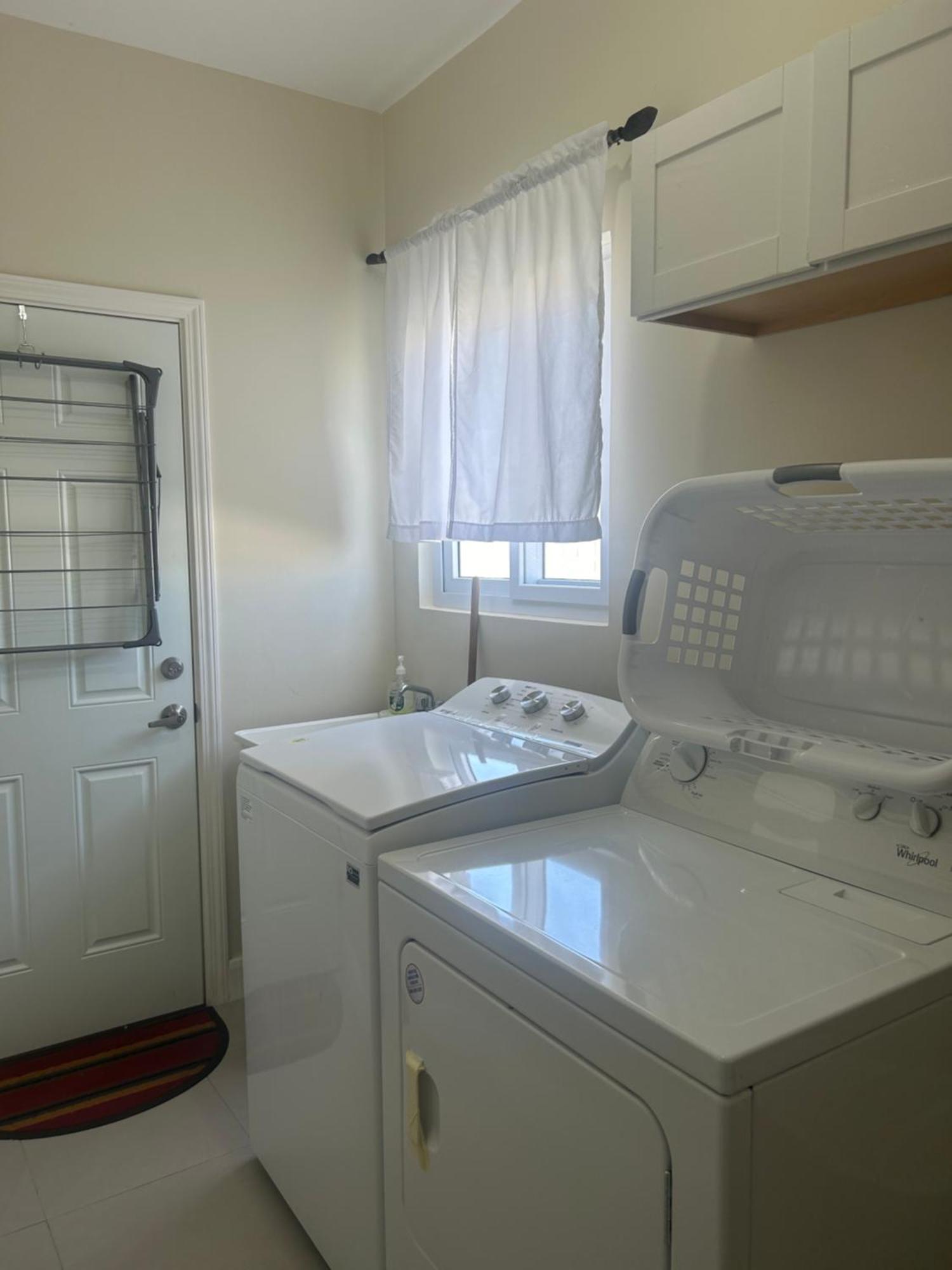 Seamist Villa @Oceanpointe Lucea Comfy 2Br W/Pool Gym & Parking المظهر الخارجي الصورة